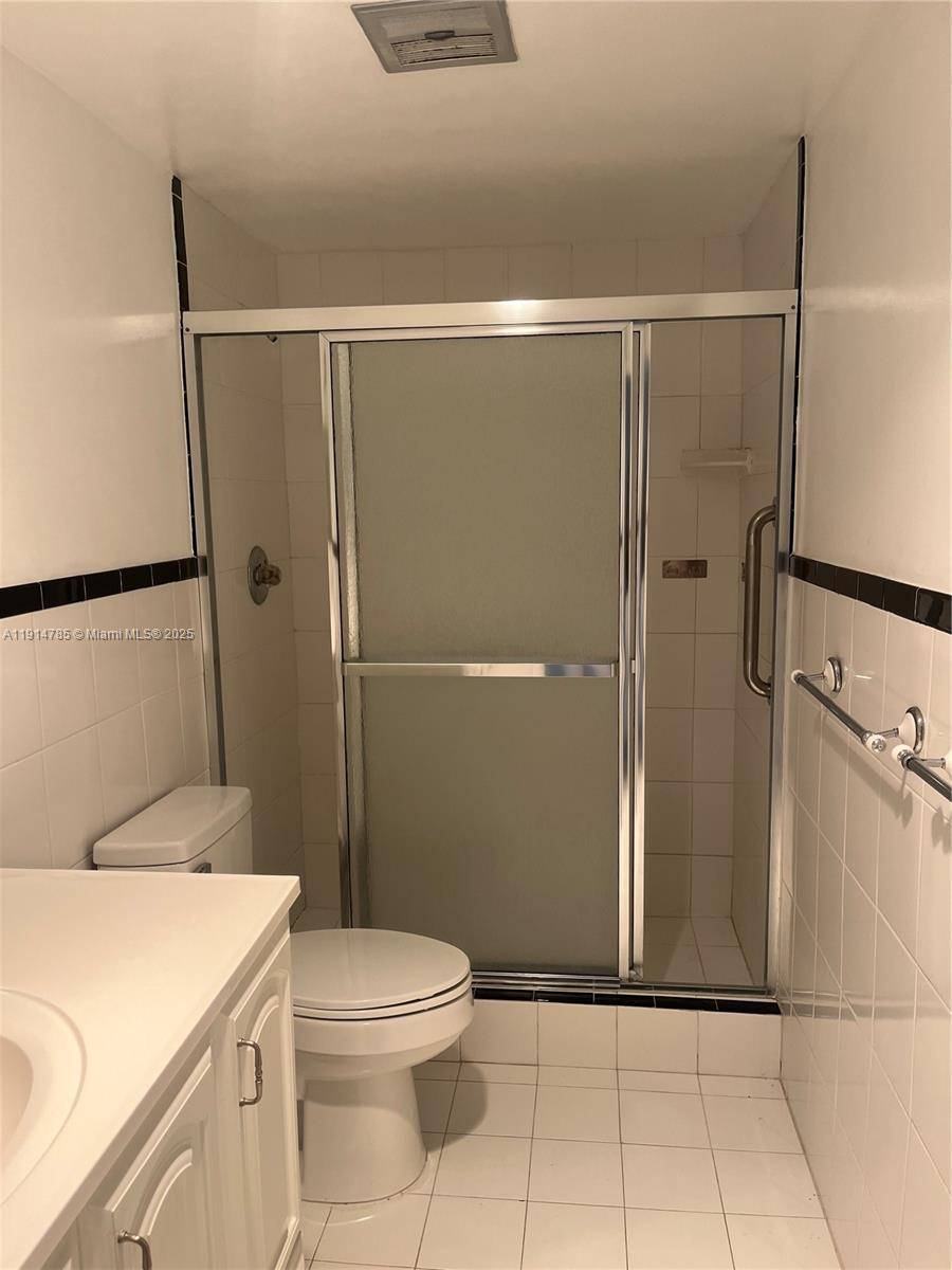 Fort Lauderdale, FL 33308,5208 NE 24th Ter #F109