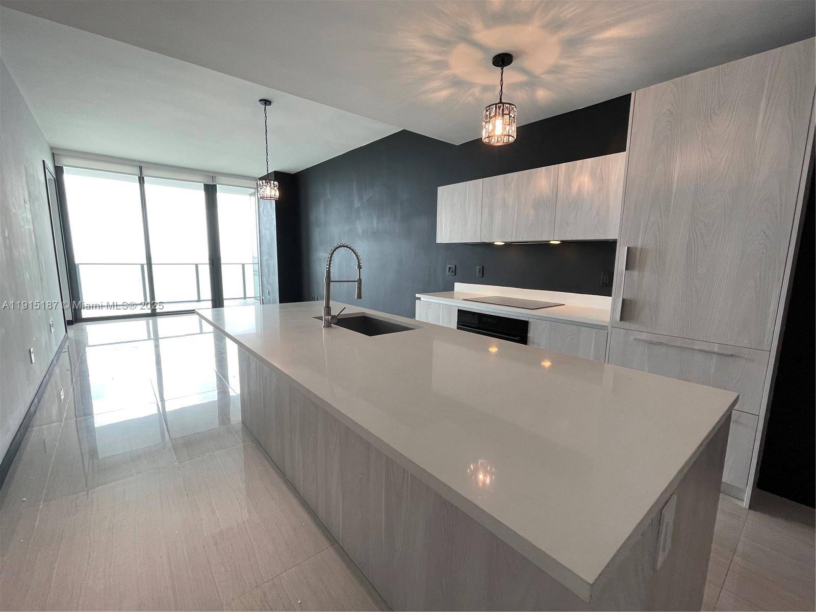 Miami, FL 33131,480 NE 31 St #2605