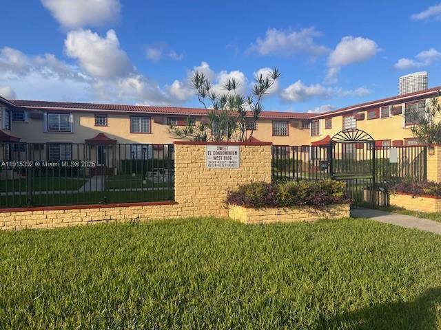 Miami, FL 33129,651 SW 11th St #15W