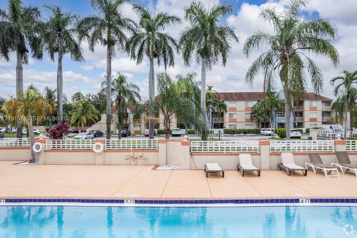 Hialeah, FL 33015,18890 NW 57th Ave #210