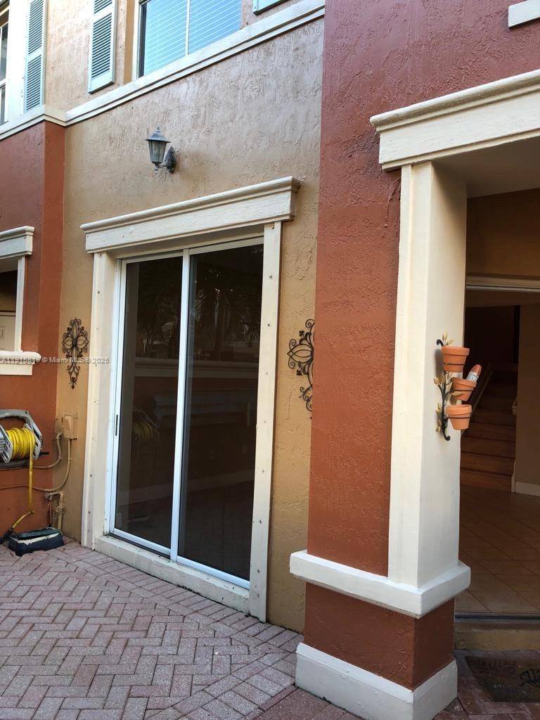 Doral, FL 33178,6141 NW 115th Pl #357