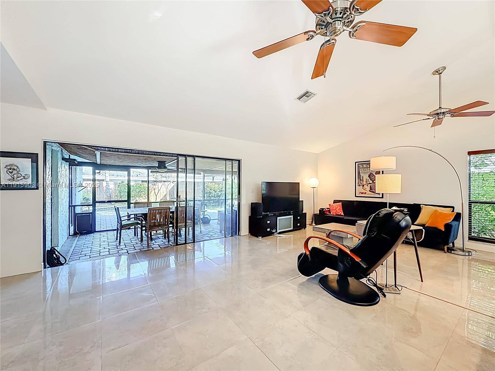 Pembroke Pines, FL 33026,2321 NW 102nd Way