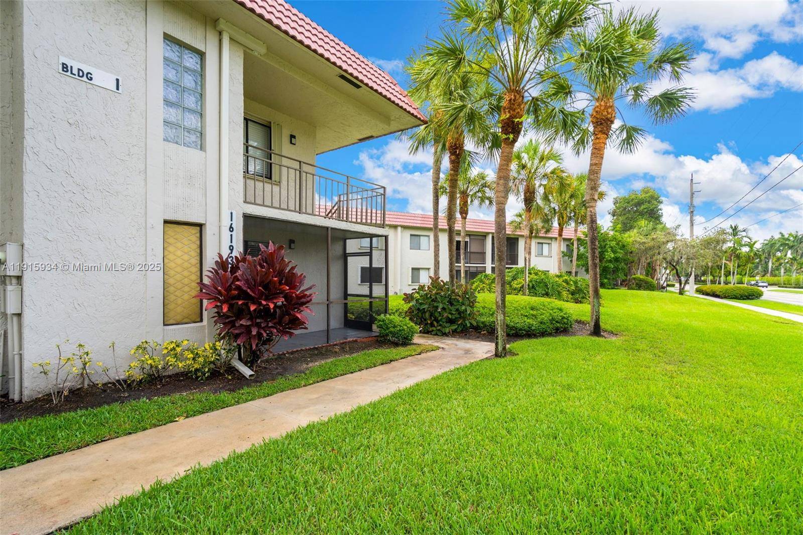 Weston, FL 33326,16193 Saddle Club Rd #102