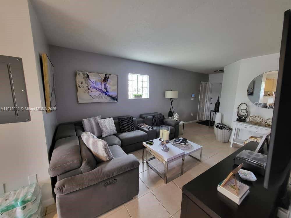 Homestead, FL 33033,3415 NE 9th Dr #104