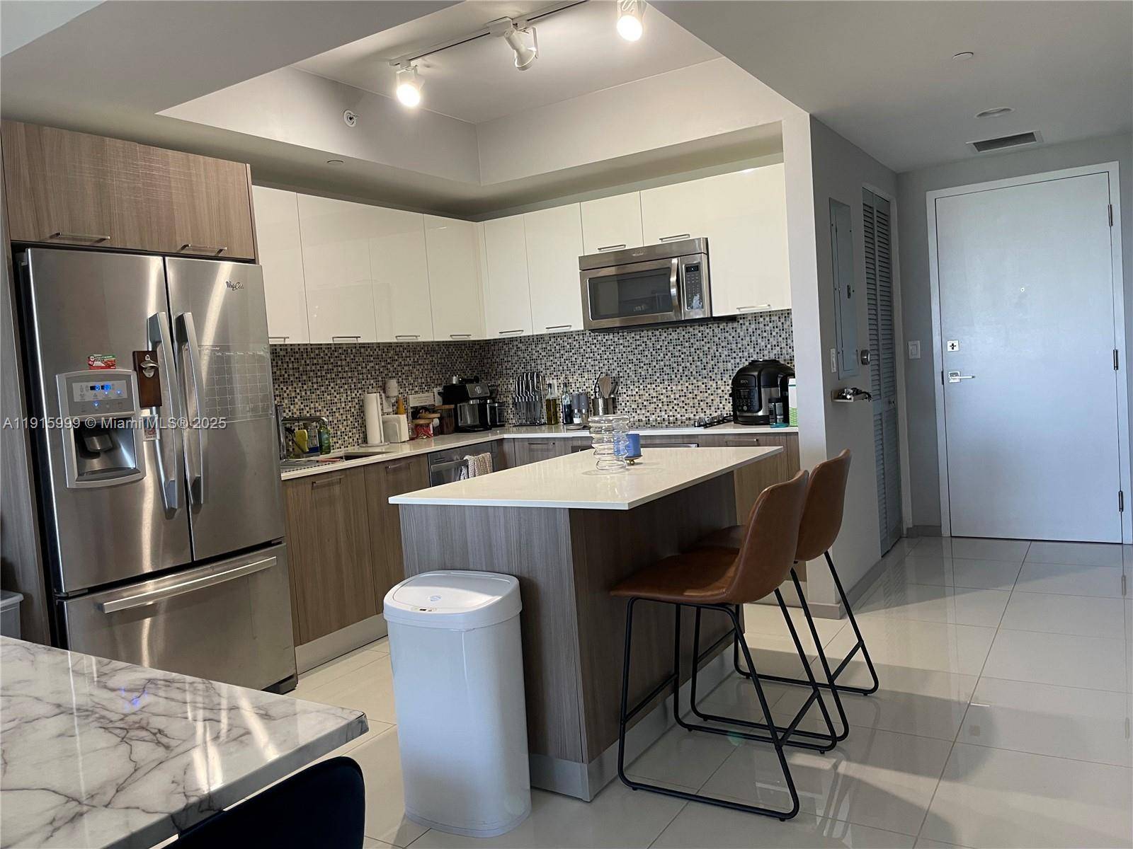 Doral, FL 33166,5300 Paseo Blvd #812