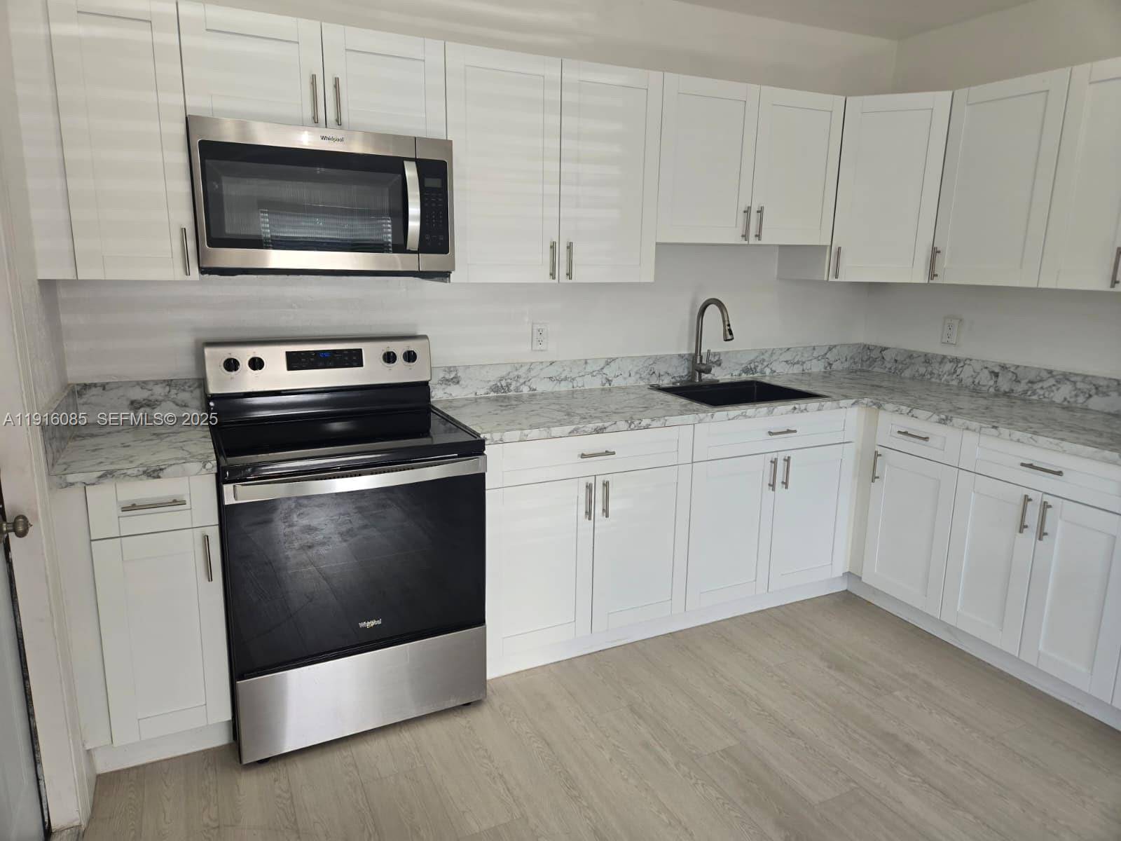 Hialeah, FL 33012,637 W 31st St