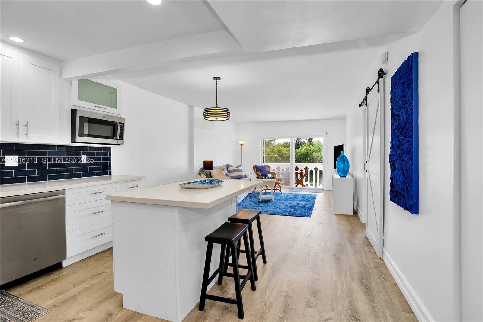 Coral Gables, FL 33133,100 EDGEWATER DR #225