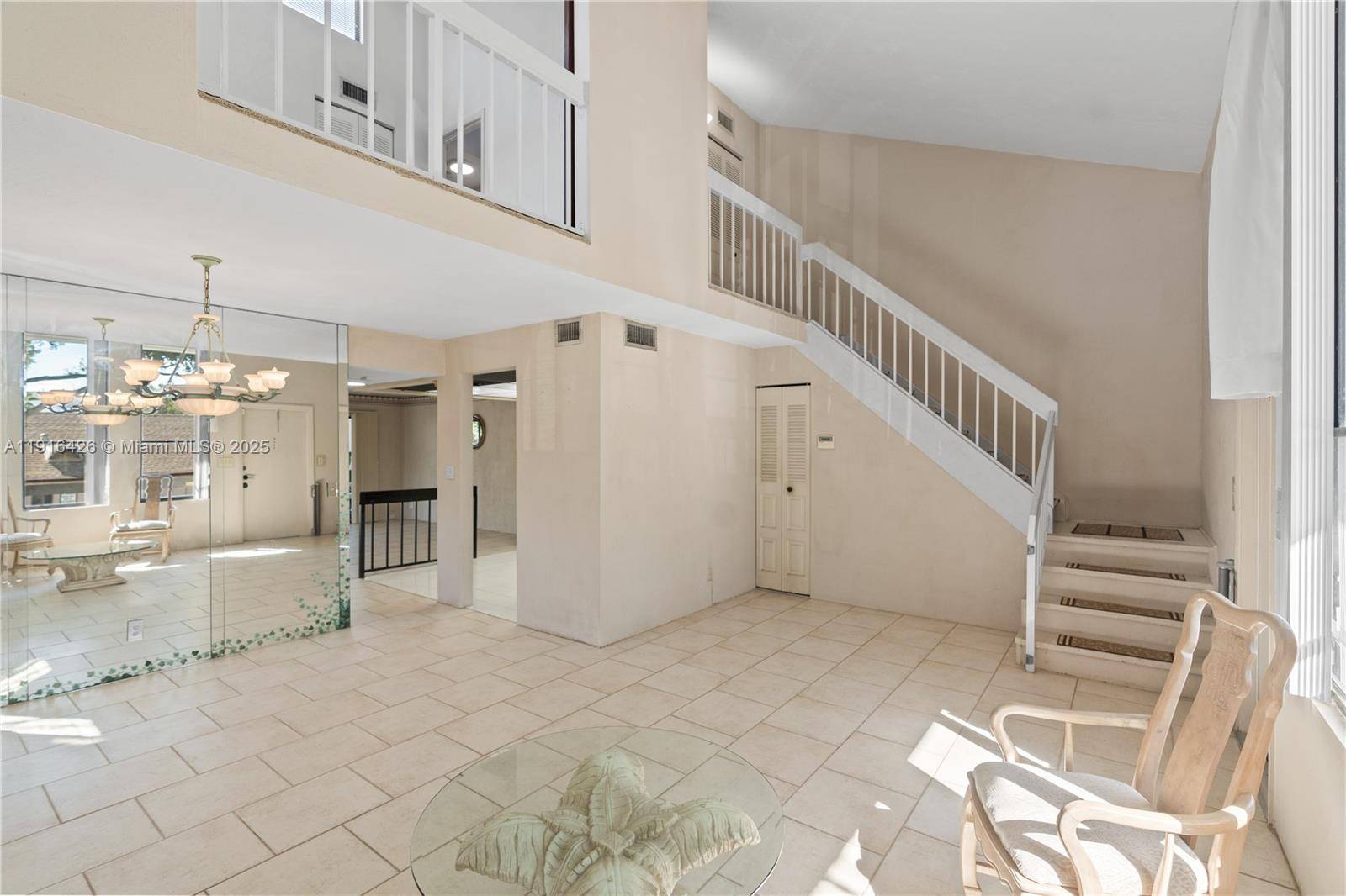 Plantation, FL 33324,559 N University Dr #39