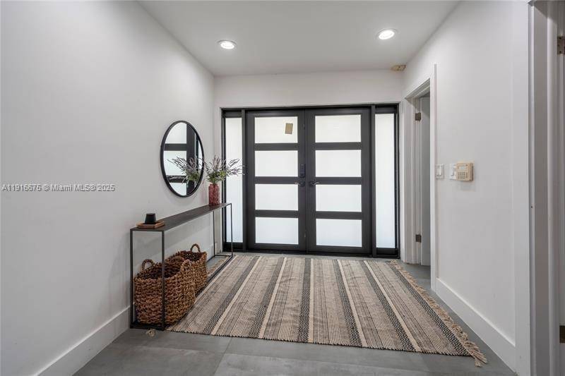 Hollywood, FL 33021,4371 Casper Ct