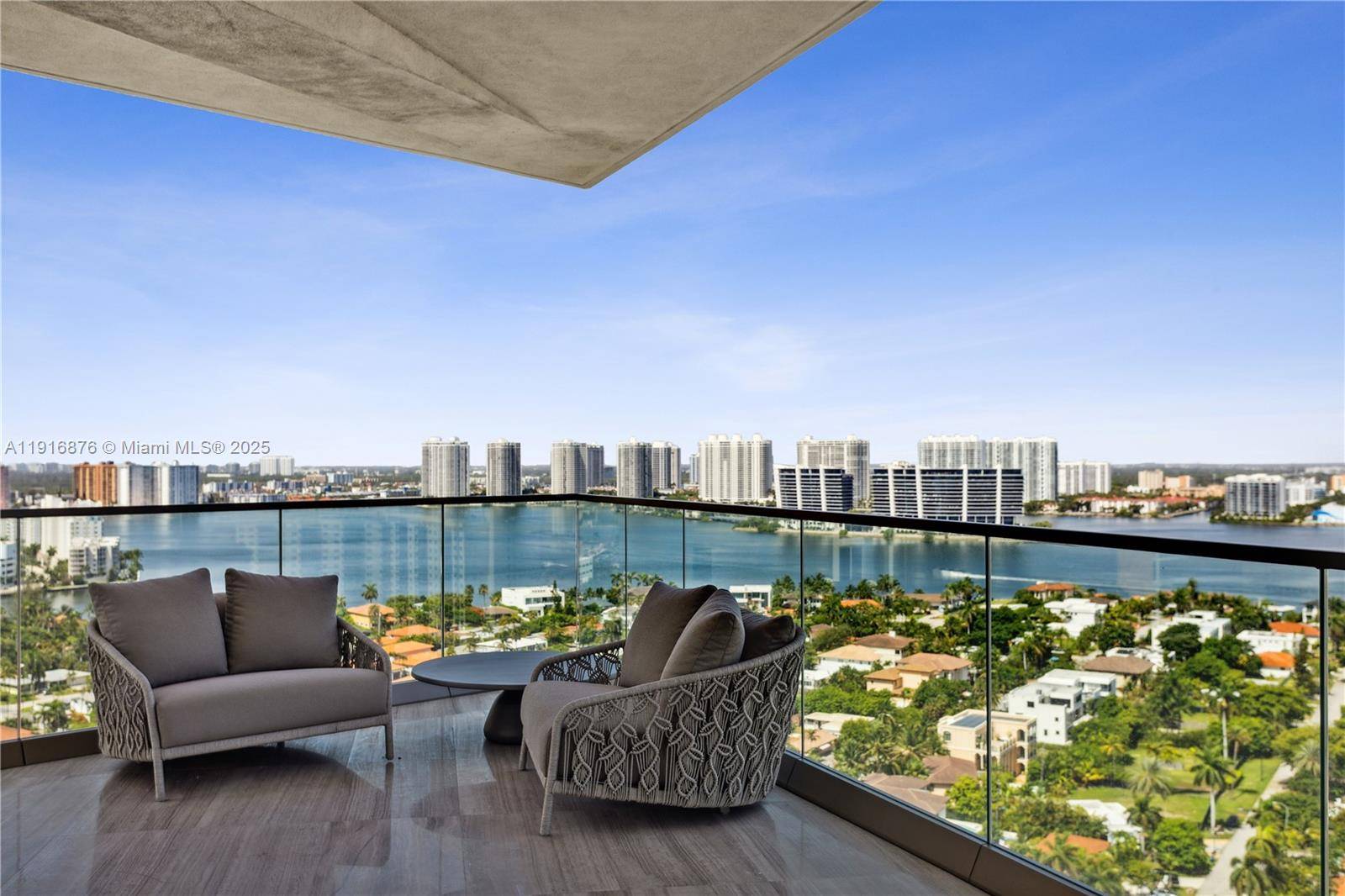 Sunny Isles Beach, FL 33160,18975 Collins Ave #1905