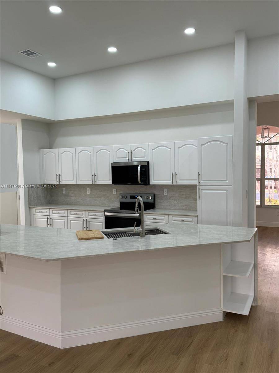 Miramar, FL 33027,13166 SW 21st St