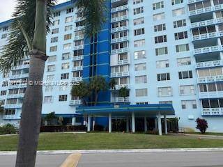 Hollywood, FL 33021,4001 Hillcrest Dr #416