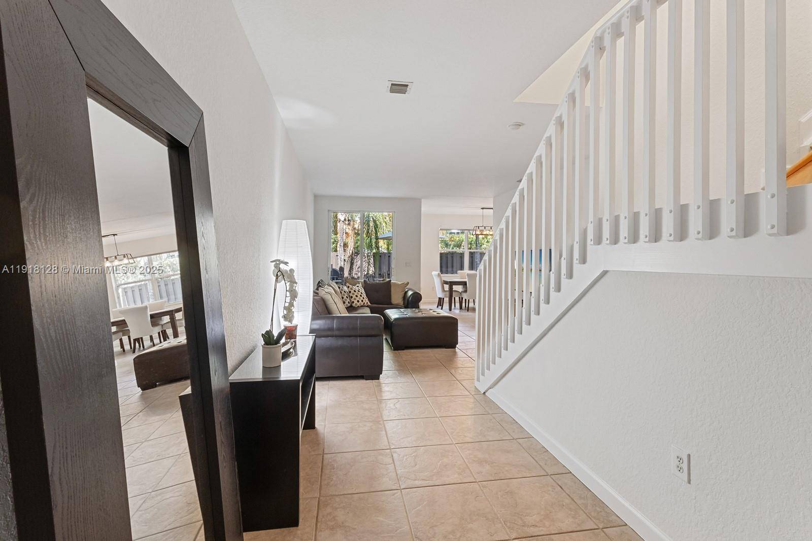 Doral, FL 33178,11505 NW 71st St