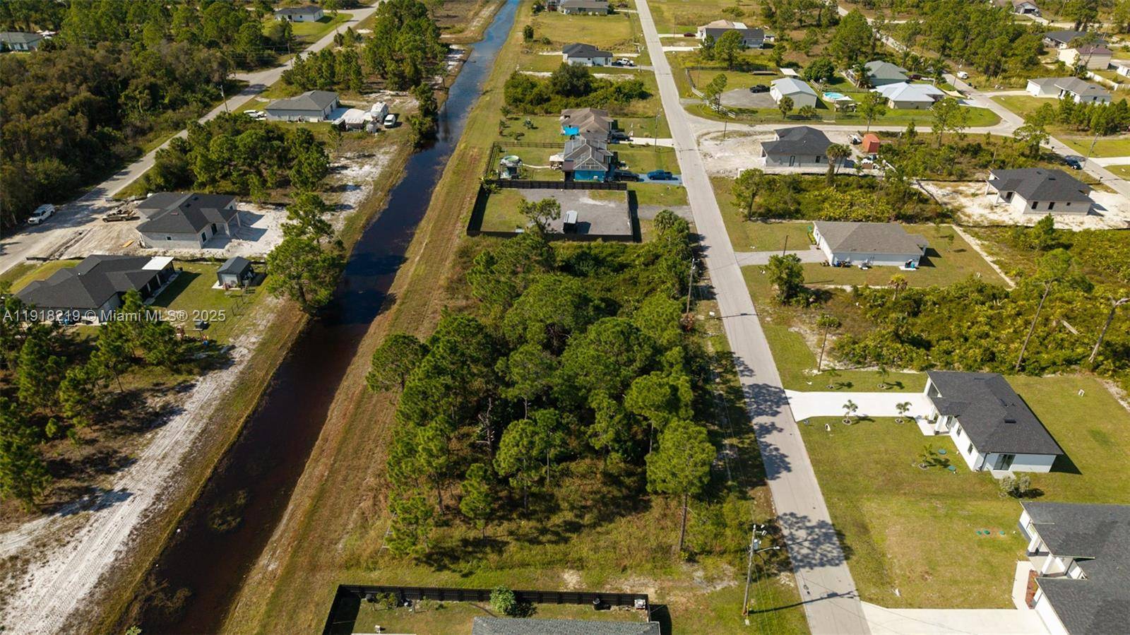 Lehigh Acres, FL 33974,842 E Foxtail