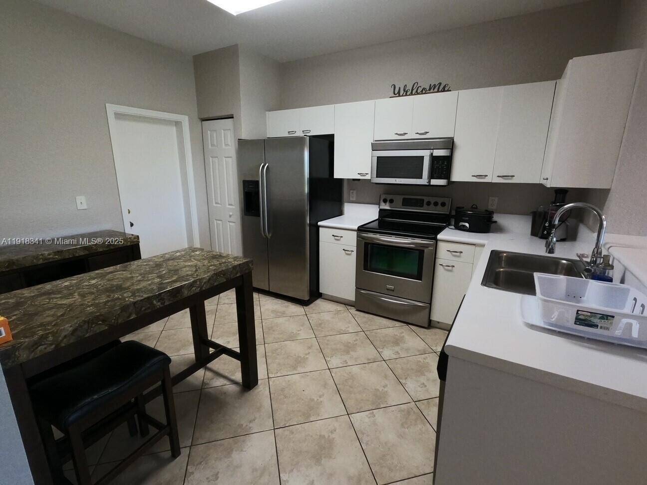 Weston, FL 33327,2223 Pasadena Way