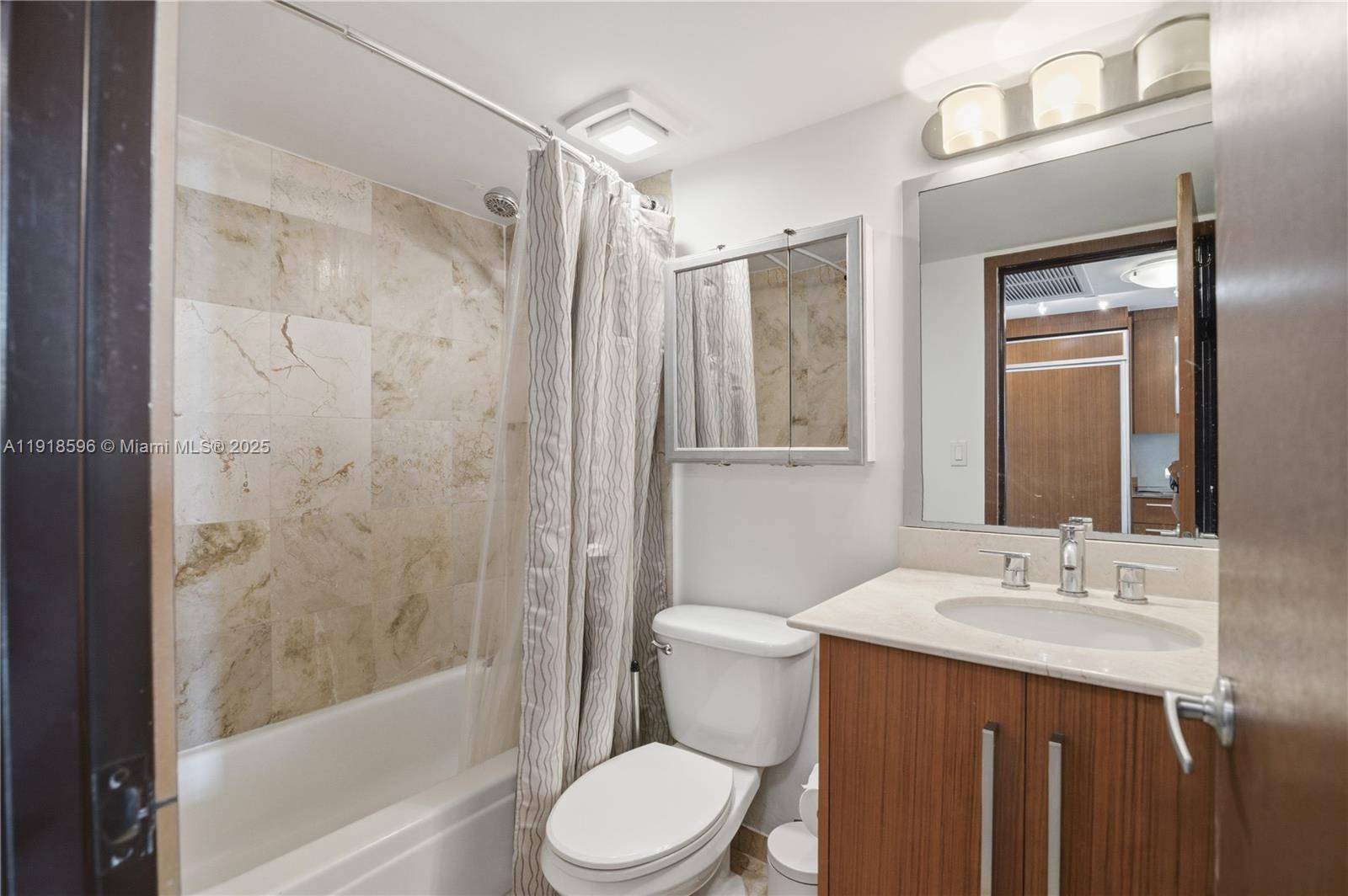 Bal Harbour, FL 33154,10275 Collins Avenue #1101