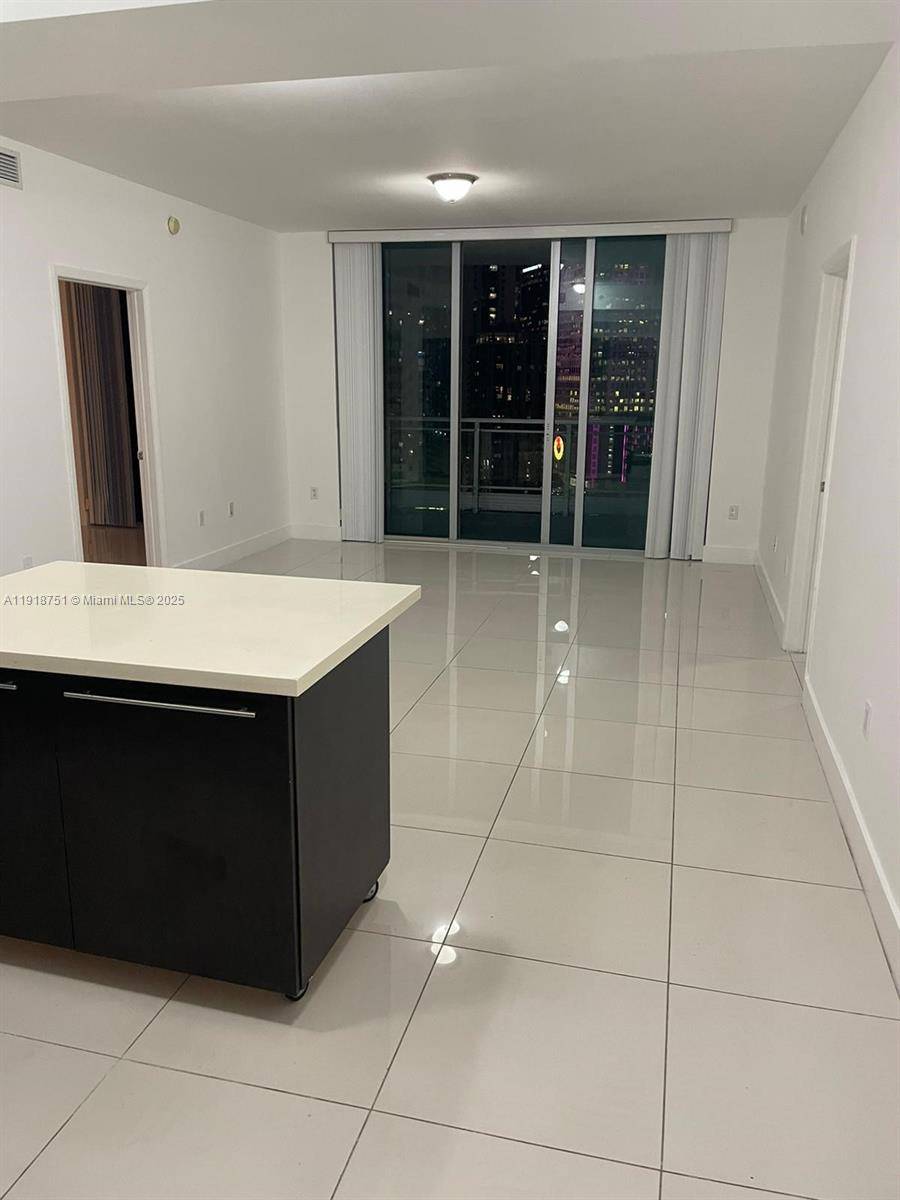 Miami, FL 33130,90 SW 3rd St #2202