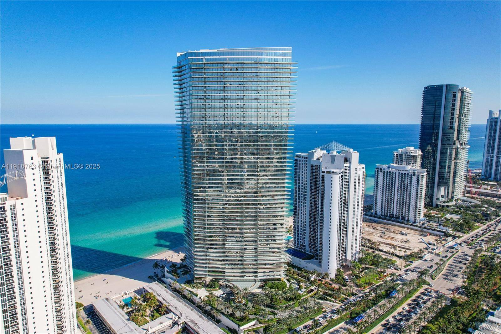 Sunny Isles Beach, FL 33160,18975 Collins Ave #4605