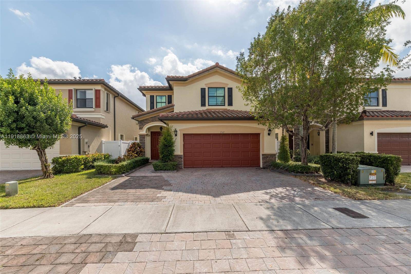 Hialeah, FL 33018,3522 W 88th St