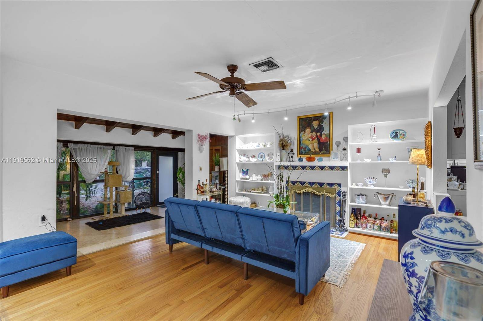 Miami, FL 33145,3600 SW 1st Ave