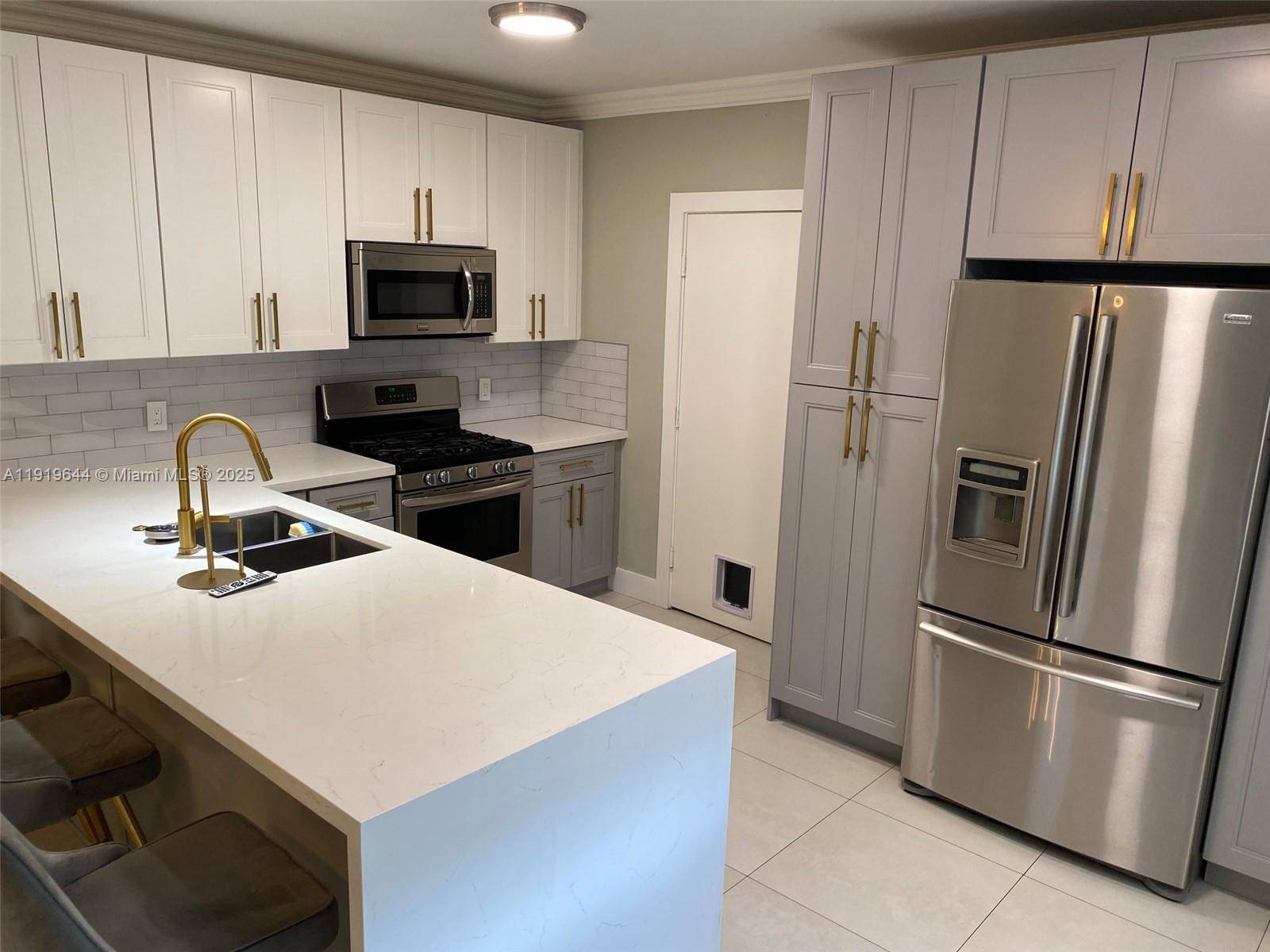 Tamarac, FL 33321,10931 Jewel Box Ln