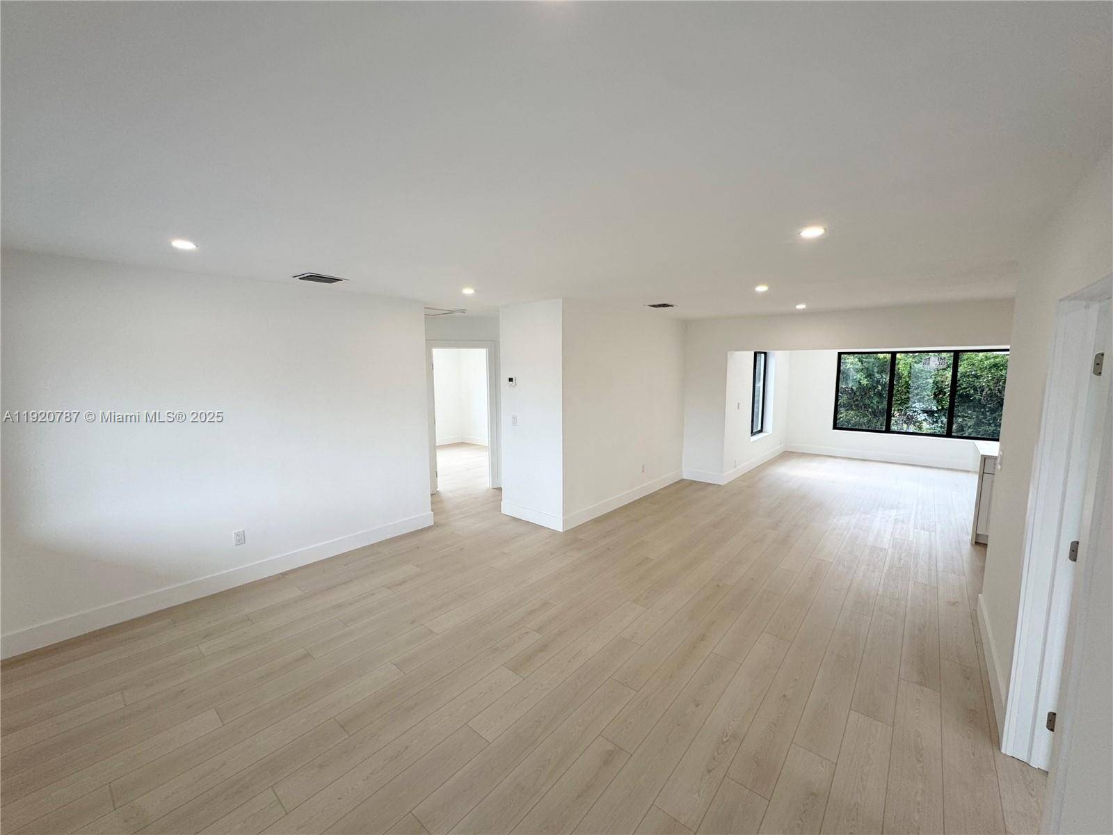 Miami Gardens, FL 33054,15300 NW 32nd Ave