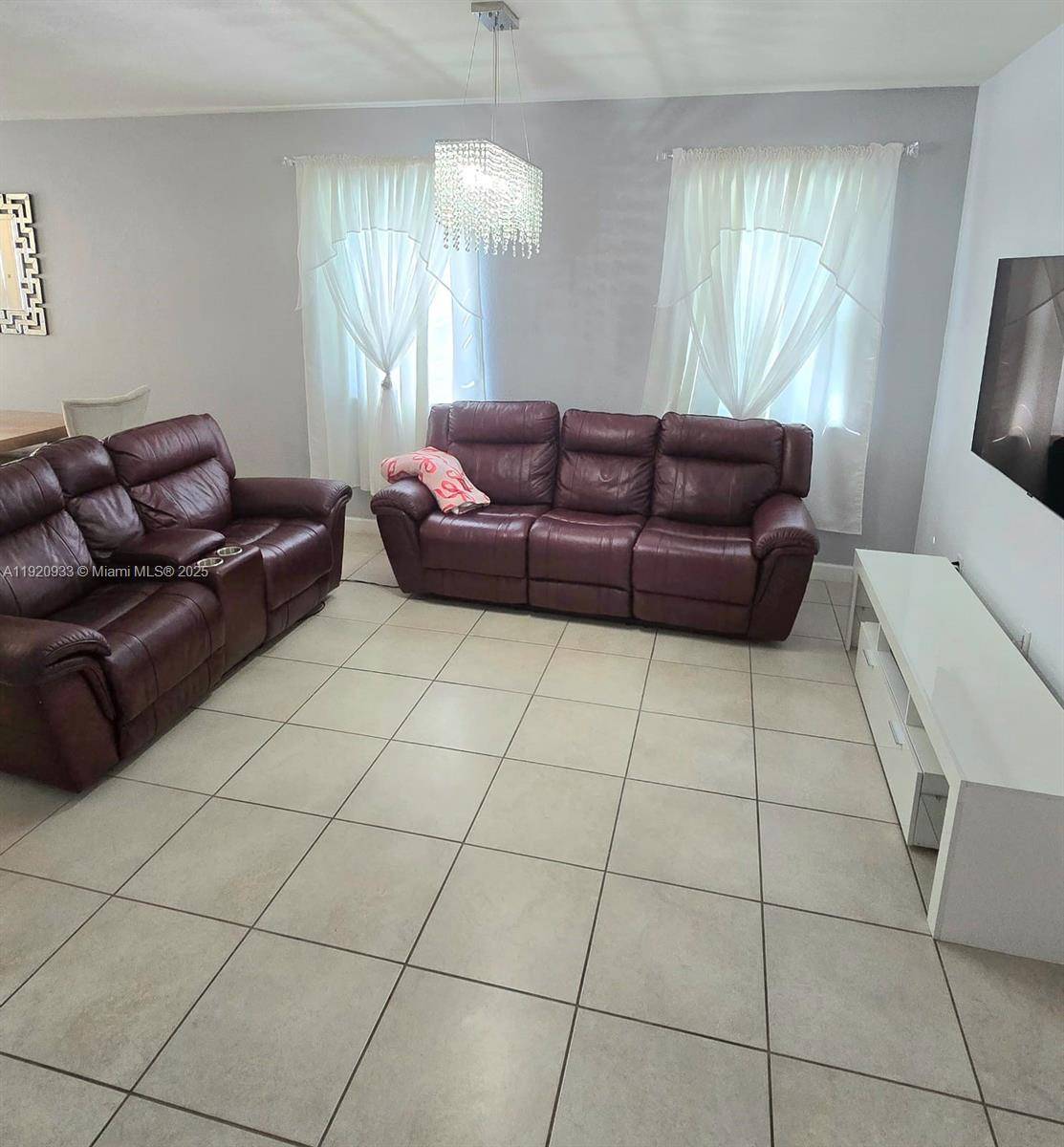 Homestead, FL 33032,11433 SW 251st St