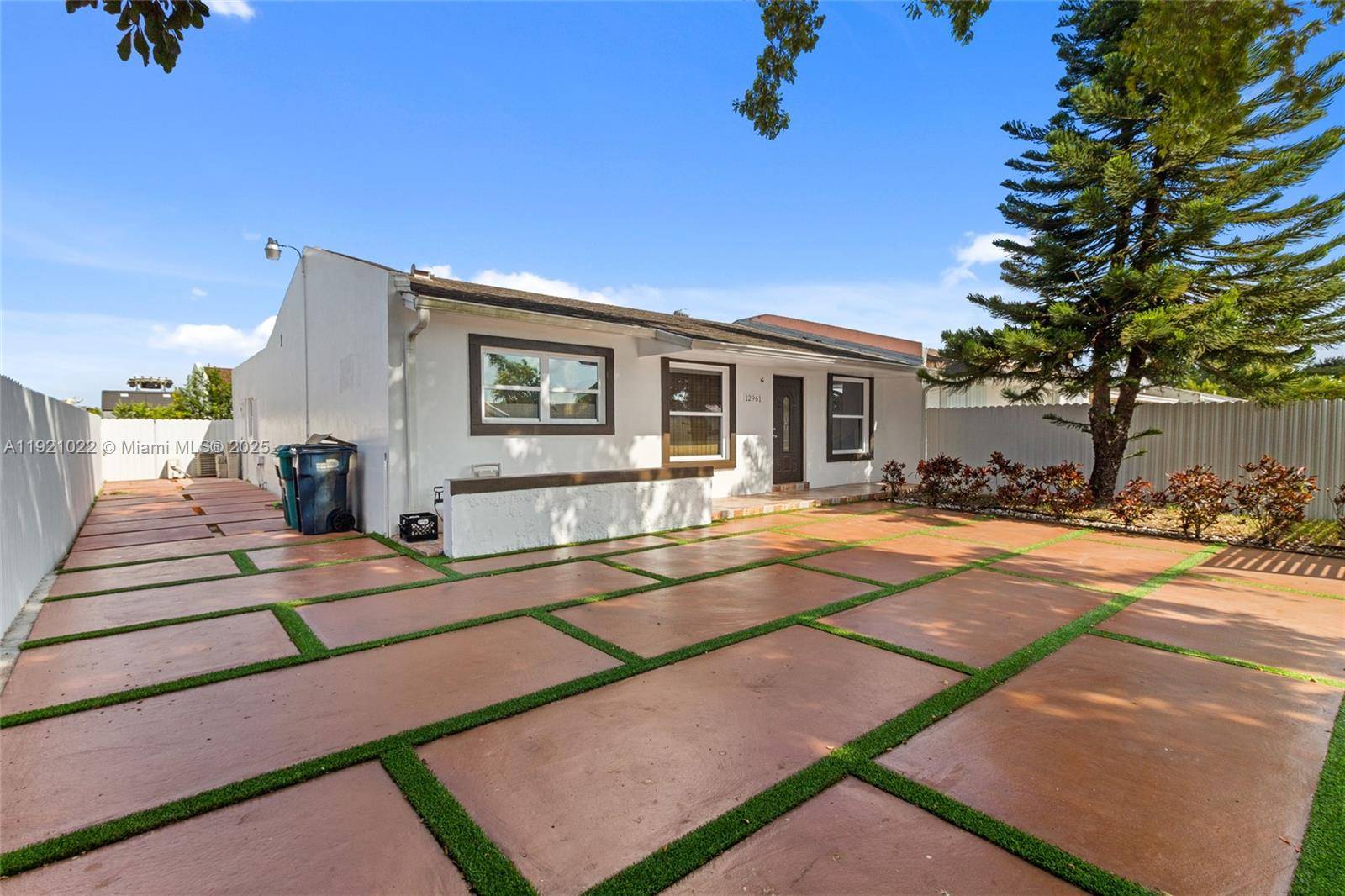 Miami, FL 33175,12961 SW 50th Ln