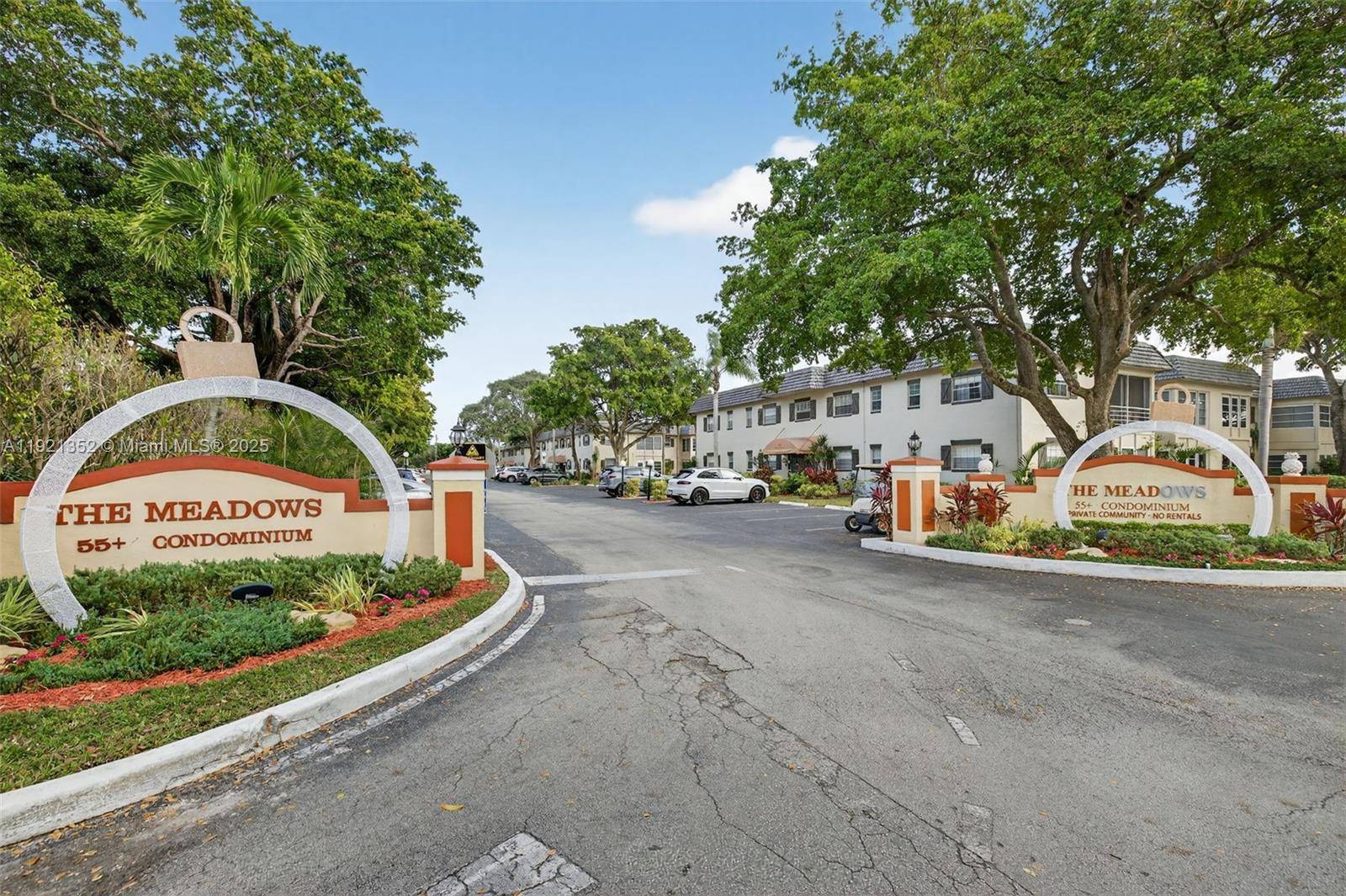 Margate, FL 33068,5681 SW 2nd Ct #117