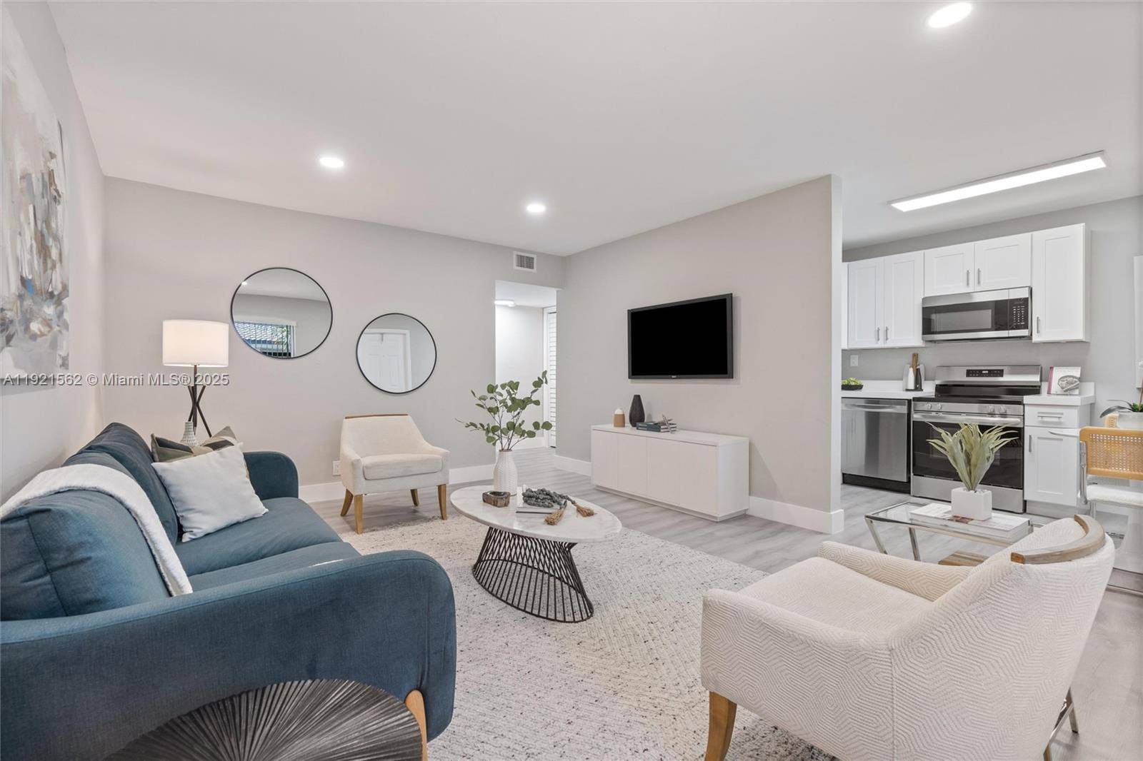 Fort Lauderdale, FL 33304,1350 NE 5th Ter #11