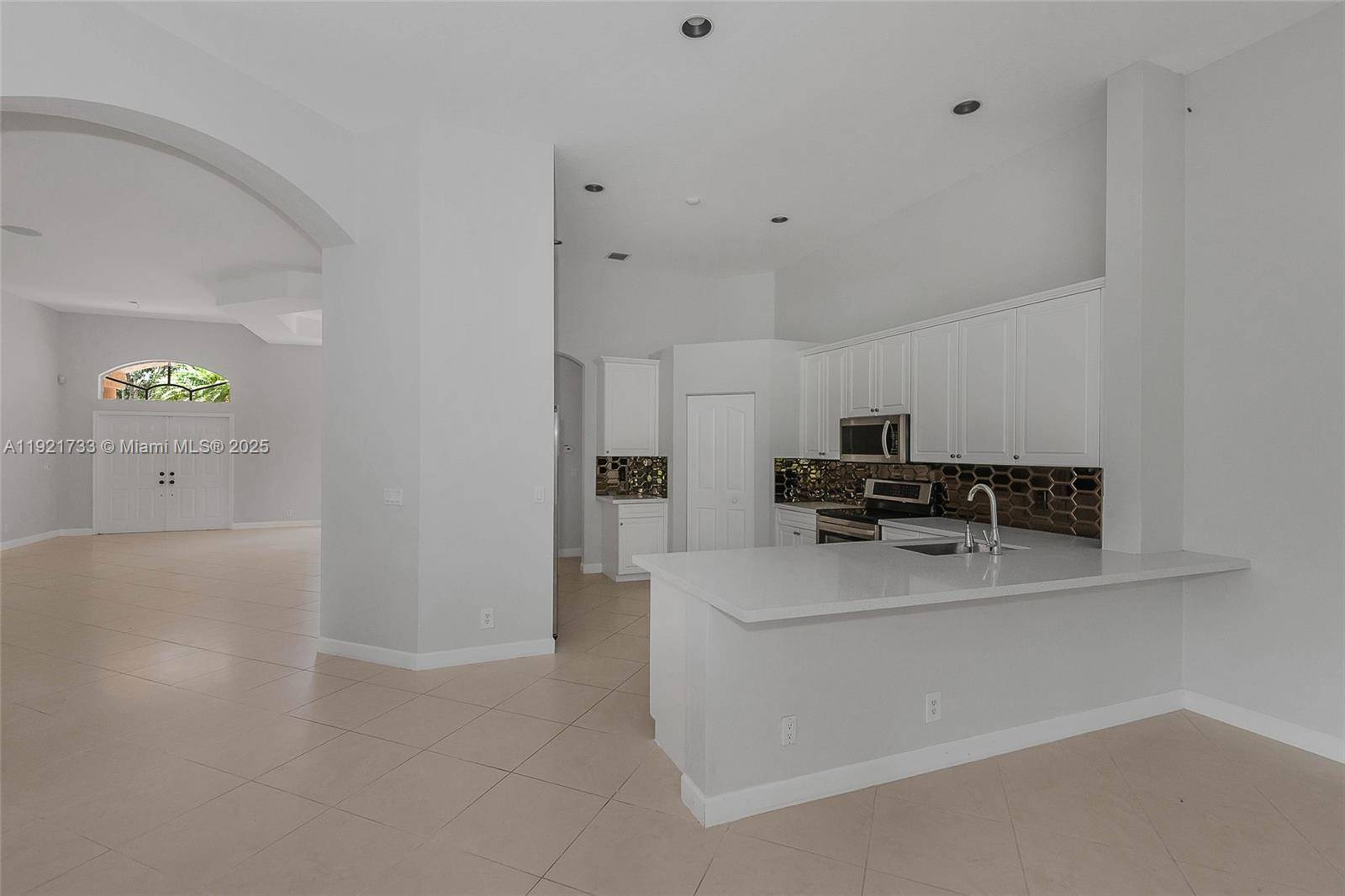 Weston, FL 33331,3843 Oak Ridge Cir