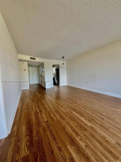 Sunrise, FL 33322,8350 Sunrise Lakes Blvd #202