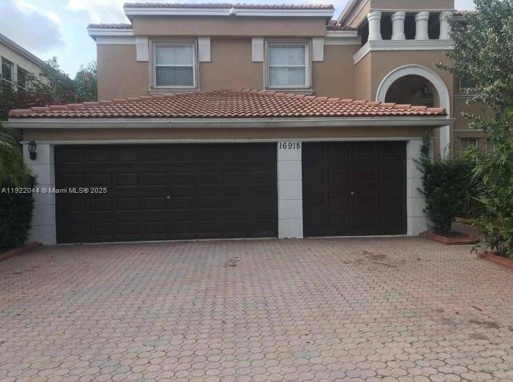 Pembroke Pines, FL 33027,16918 SW 16th St