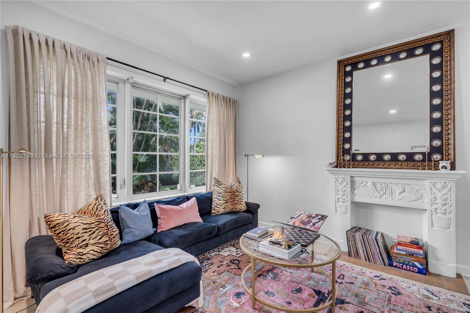 Miami Beach, FL 33139,1052 Jefferson Ave #5