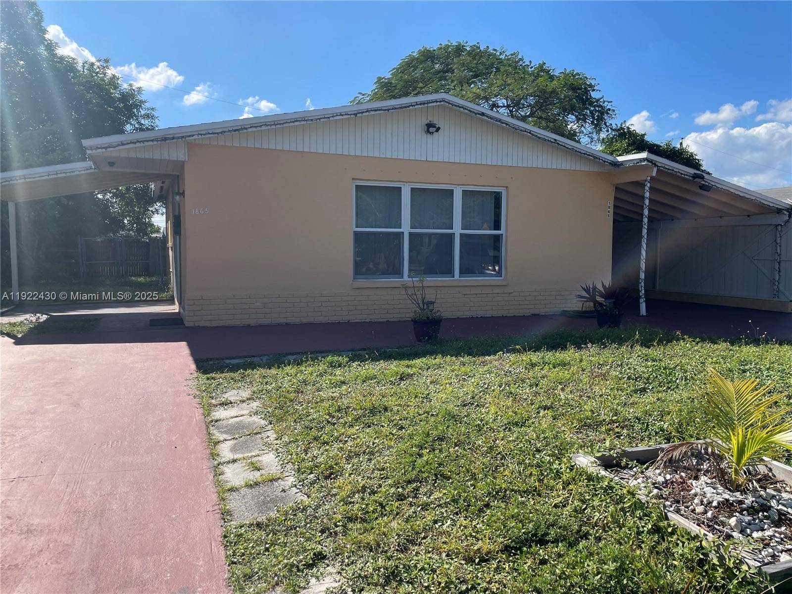 Pompano Beach, FL 33060,1865 NW 6th Ave #1