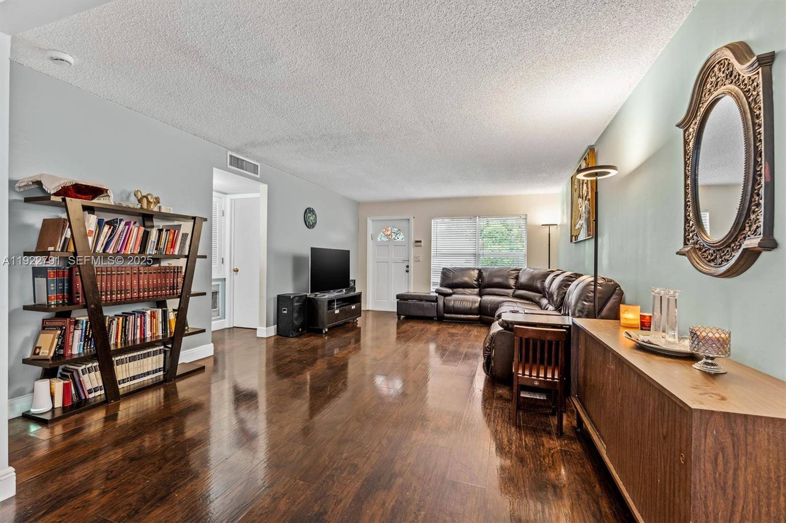 Fort Lauderdale, FL 33309,3321 NW 64th St