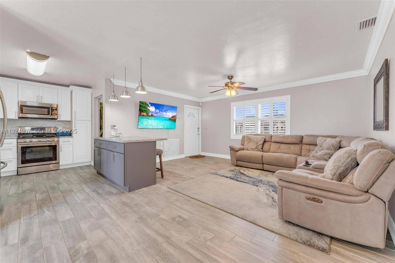 Miami Gardens, FL 33169,20112 NW 12th Ct