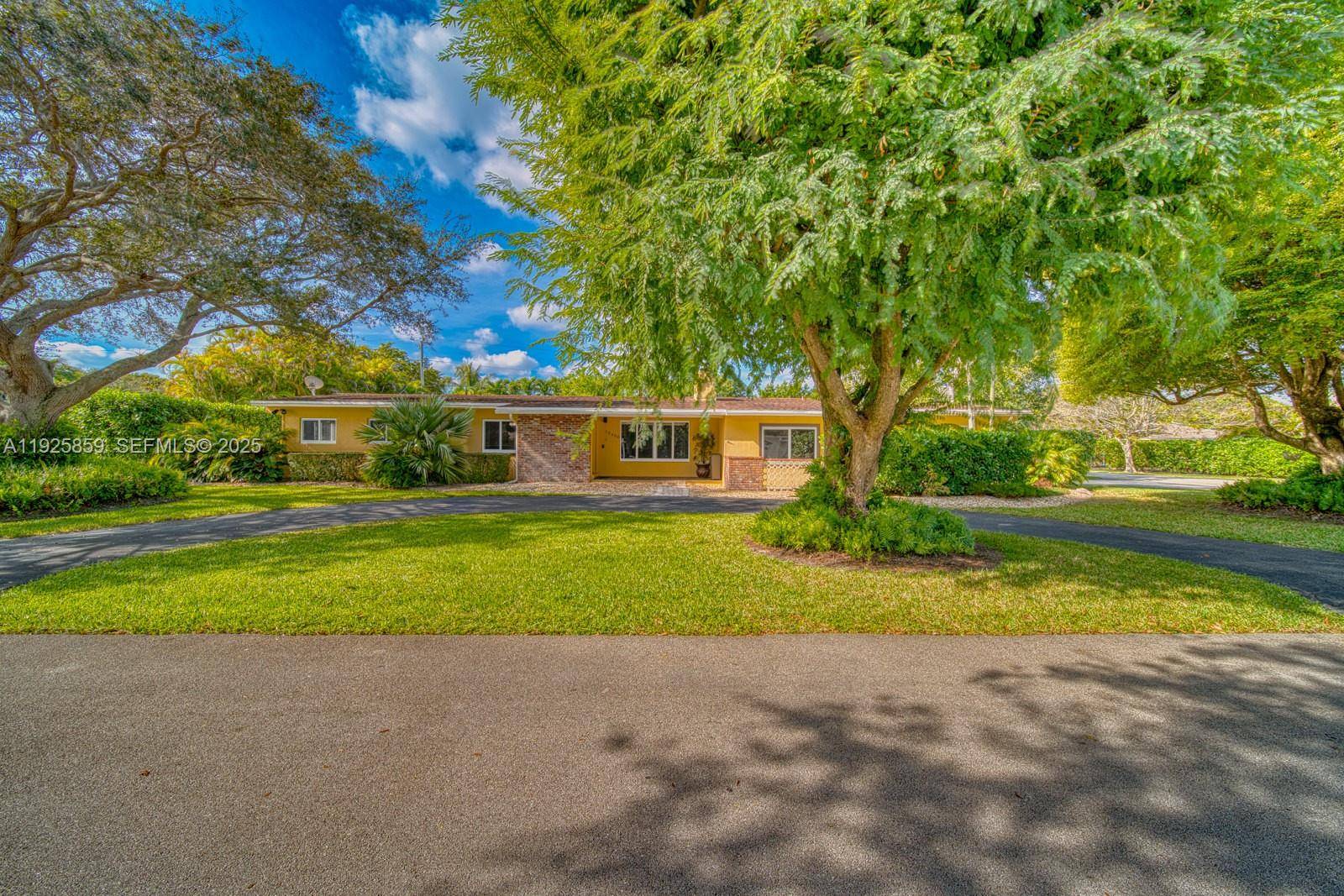 Pinecrest, FL 33156,13400 SW 78th Ct