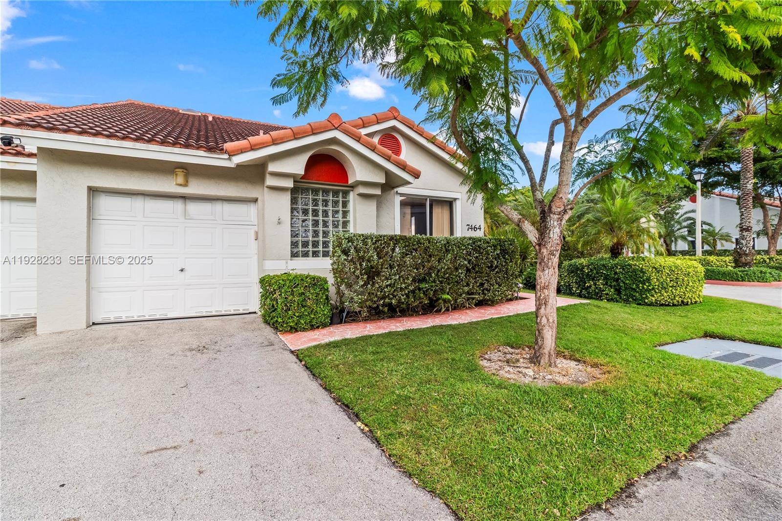 Margate, FL 33063,7464 S Pinewalk Dr S #81-18