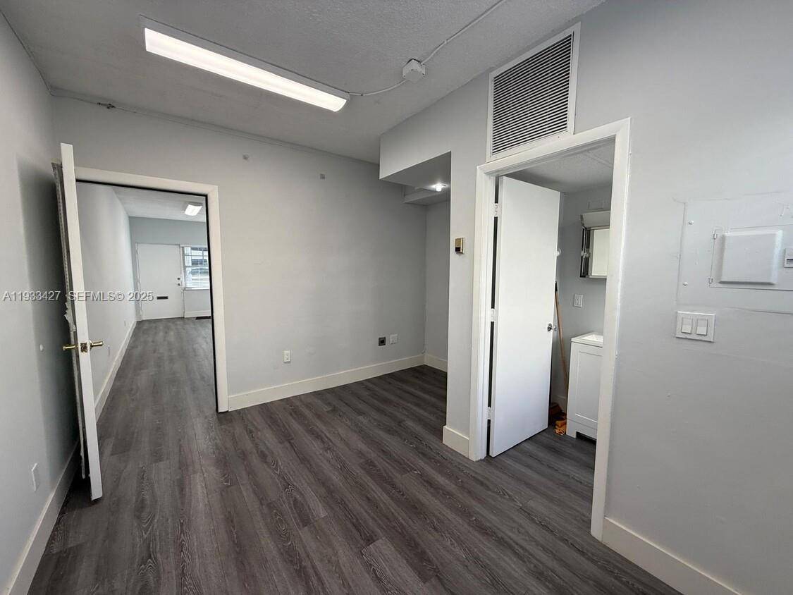 Coral Gables, FL 33134,145 Madeira Ave #205