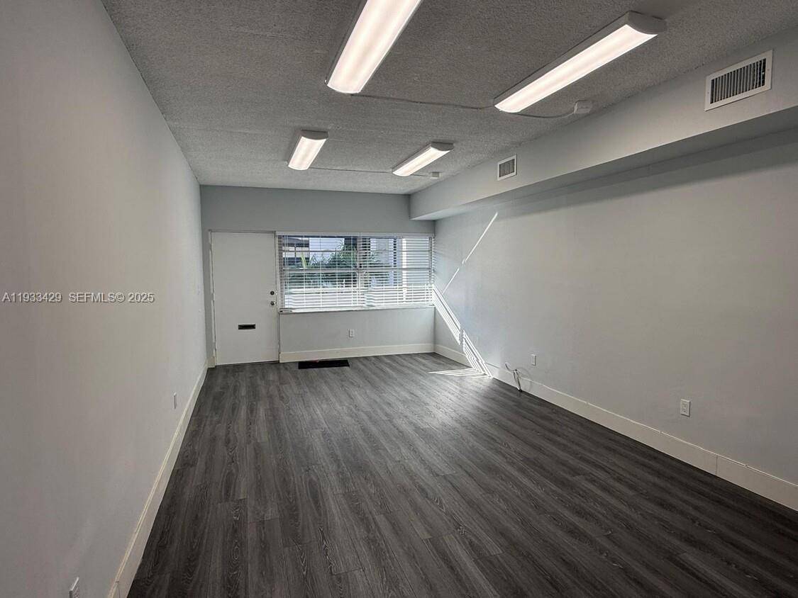 Coral Gables, FL 33134,145 Madeira Ave #205