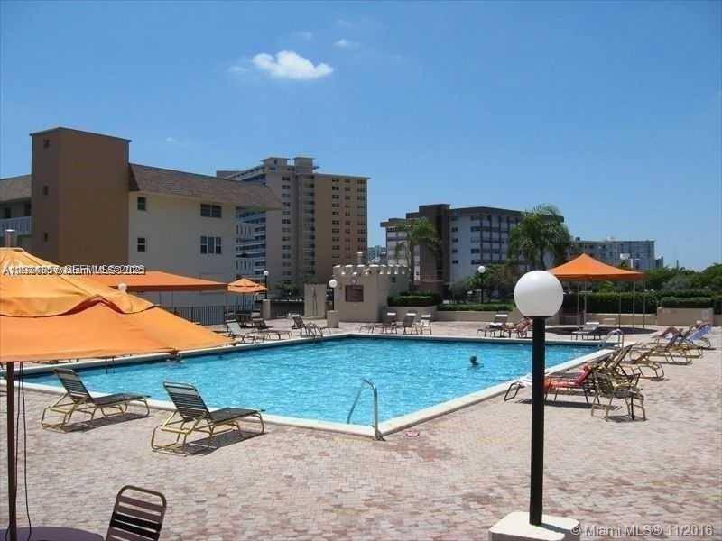 Hallandale Beach, FL 33009,1865 S Ocean Dr #11B