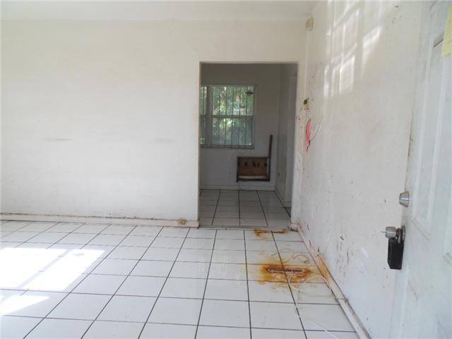 Miami, FL 33150,130 NW 78 ST