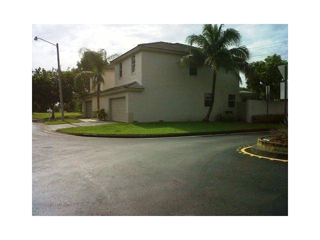 Tamarac, FL 33321,6680 NW 69TH CT