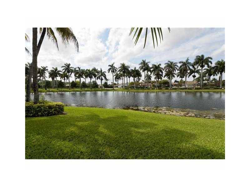 Weston, FL 33326,1154 LAGUNA SPRINGS DR