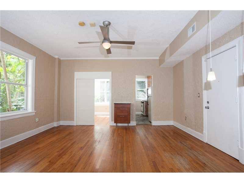 Miami Beach, FL 33139,900 16 ST #106