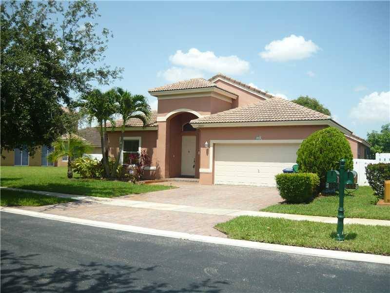 Miramar, FL 33029,2603 SW 194 TE