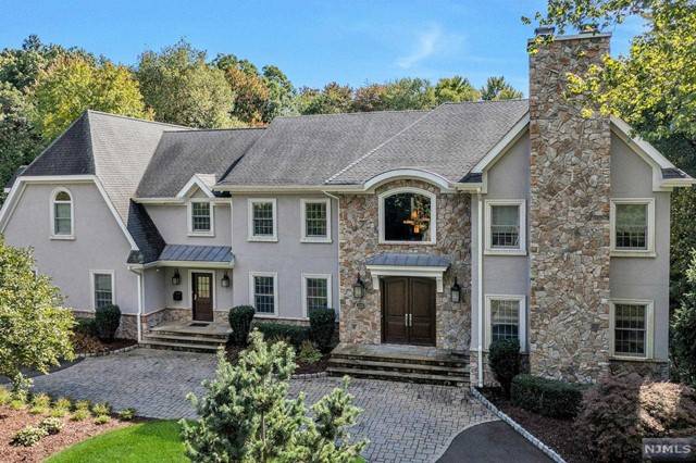 Wyckoff, NJ 07481,450 Hartung DR