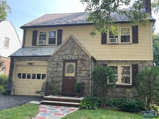 Teaneck, NJ 07666,130 Grayson PL