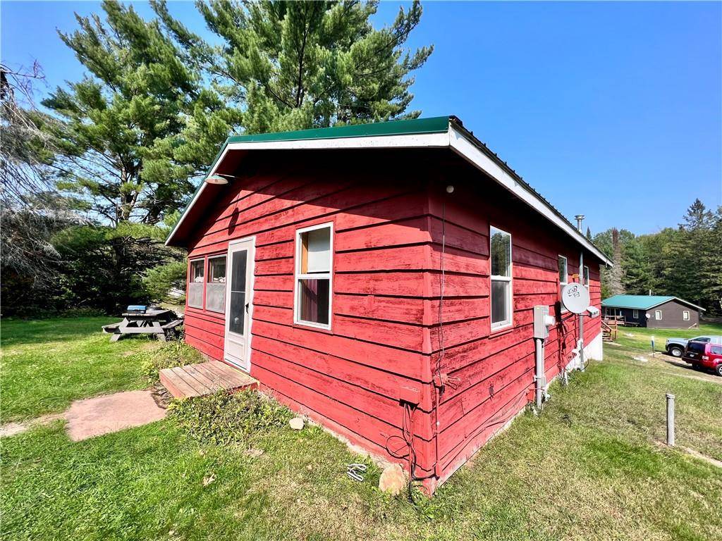 Hayward, WI 54843,15366 W Reiskies Road
